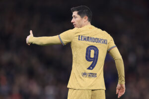 Lewandowski opfordres til vildt Wrexham-skifte